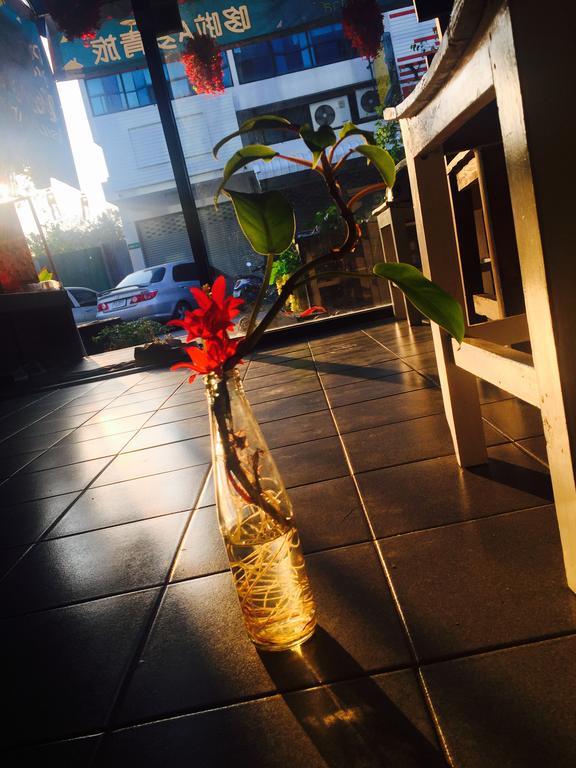 Zoe Hostel เชียงใหม่ ภายนอก รูปภาพ