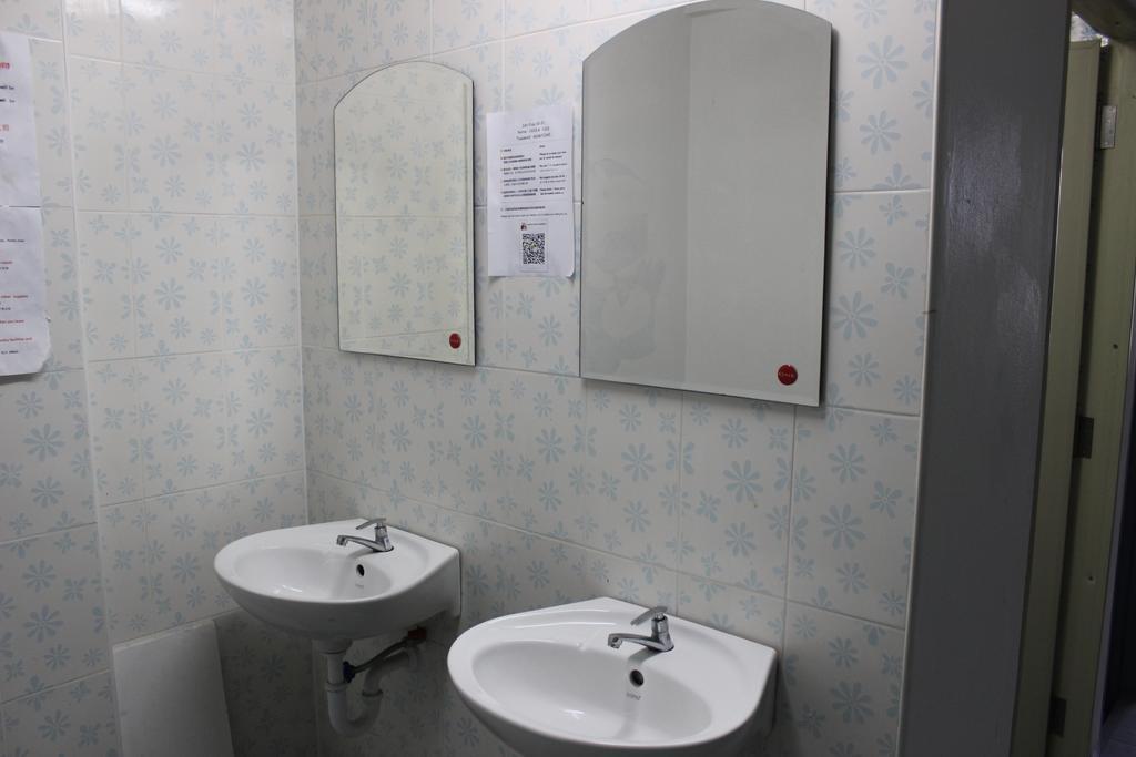 Zoe Hostel เชียงใหม่ ภายนอก รูปภาพ