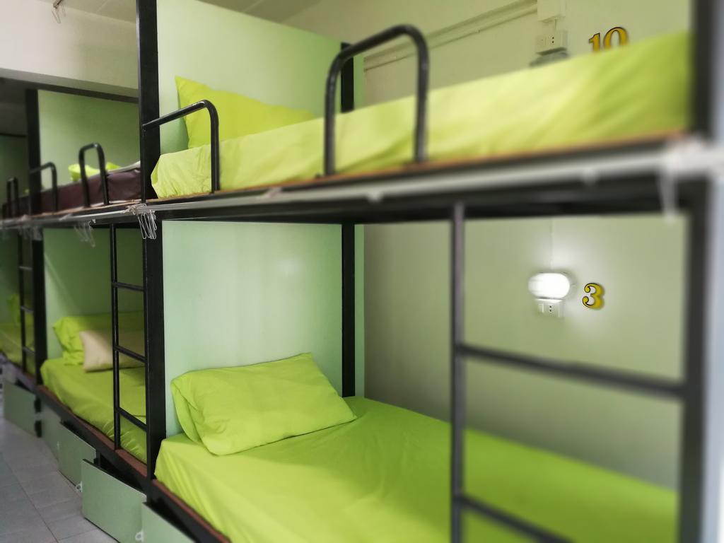 Zoe Hostel เชียงใหม่ ภายนอก รูปภาพ
