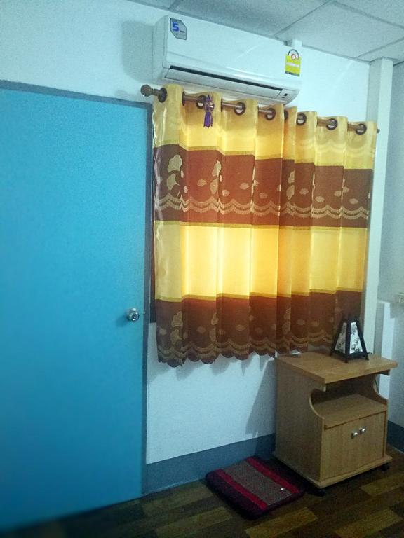 Zoe Hostel เชียงใหม่ ภายนอก รูปภาพ