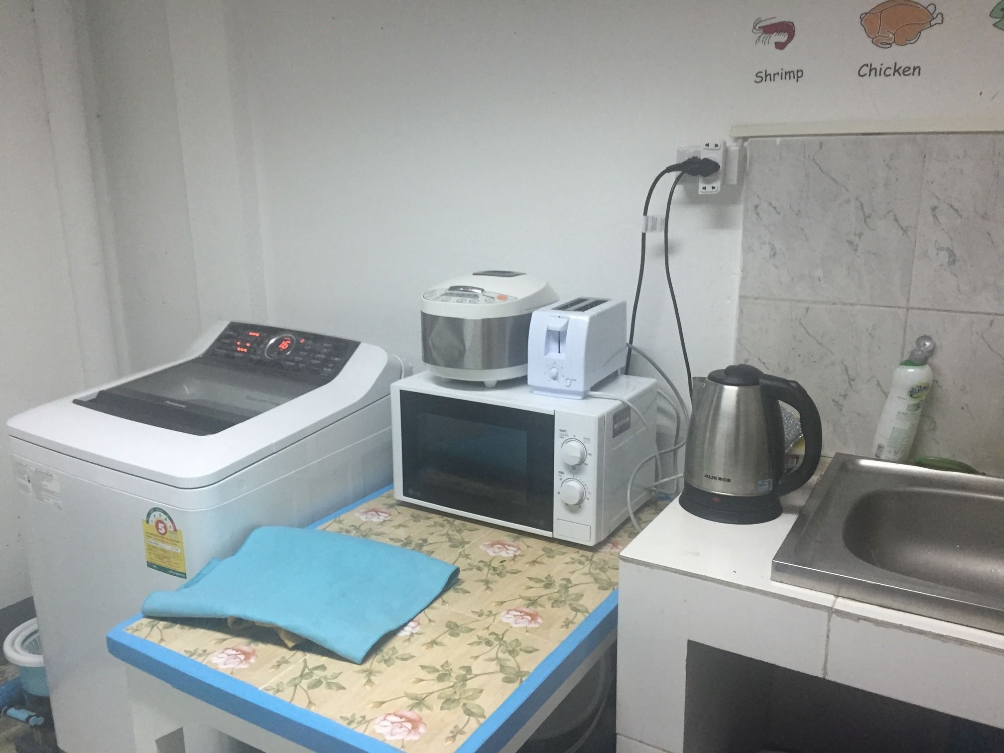 Zoe Hostel เชียงใหม่ ภายนอก รูปภาพ